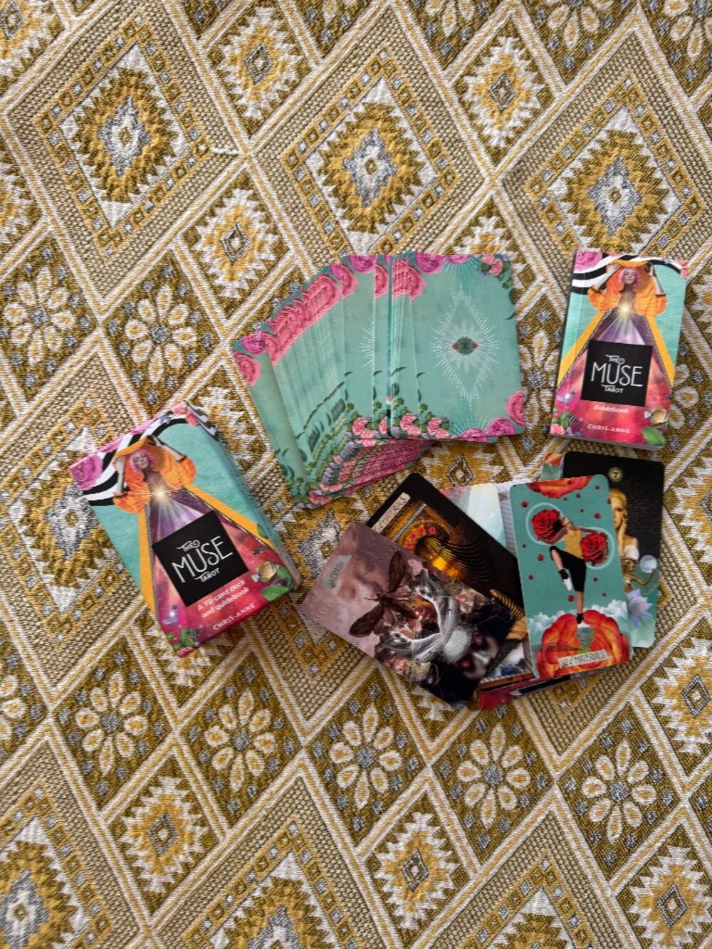 The Muse, The Light Seer's, The Tarot of Curious Creatures Chris-Anne Bundle - Picture 3 of 5